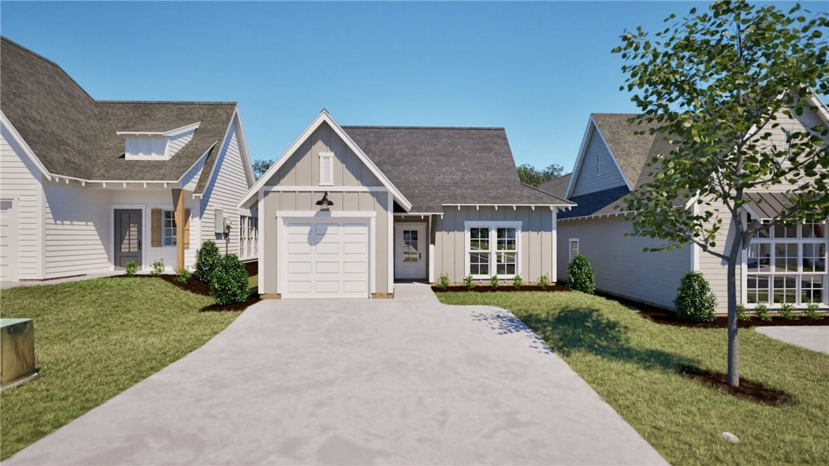 0126 WOODLAND, Opelika, AL, 36801