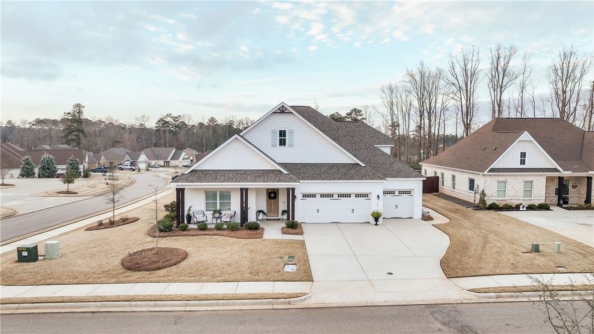 1650 Hidden Lks Dr, Opelika, AL 36801, USA — Photo 2