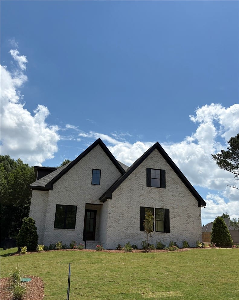 118 Coachmans Dr, Auburn, AL 36832