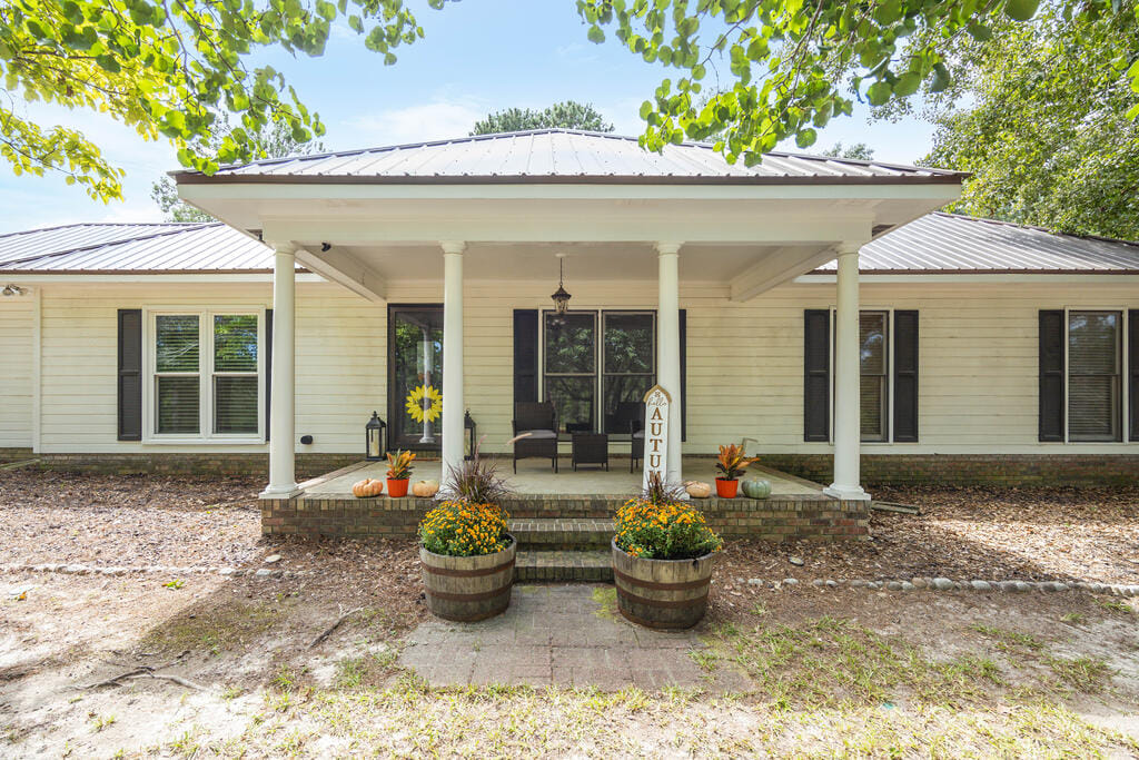 183 Hickory Nut Hollow, Box Springs, GA 31801
