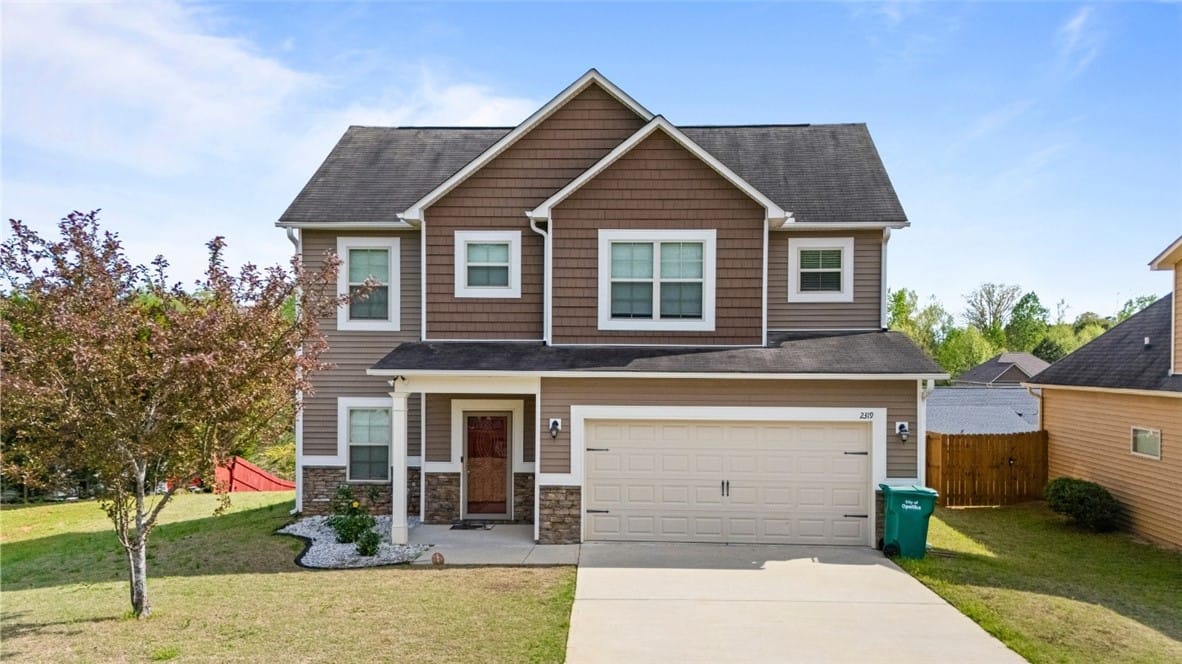 2319 Jewels Way, Opelika, AL, 36804