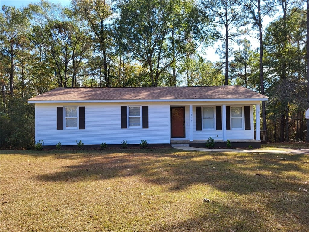 1040 BROWN, VALLEY, AL, 36854 — Photo 1