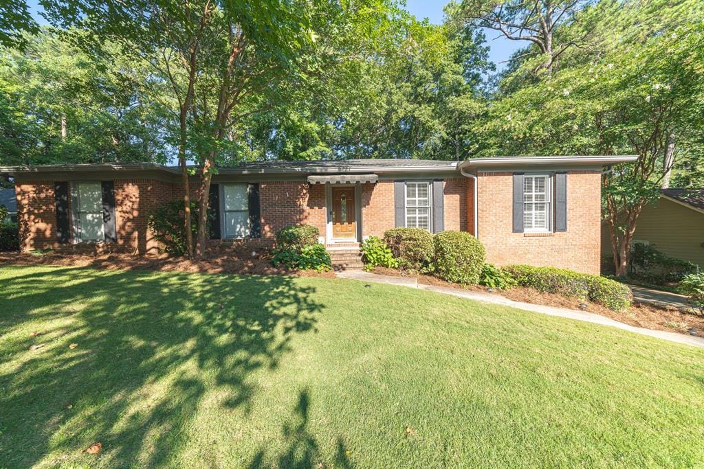 6801 Springlake Drive, Columbus, GA, 31909