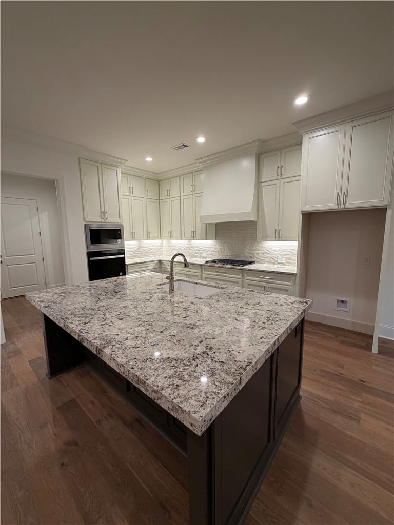 2221 BELLEVUE, Auburn, AL, 36830