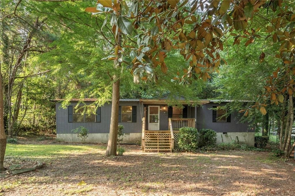 33 Buckboard St, Phenix City, AL 36869