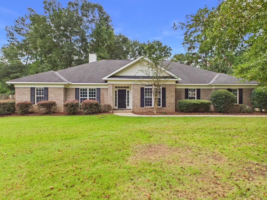 8460 Timber Creek Dr, Columbus, GA 31904