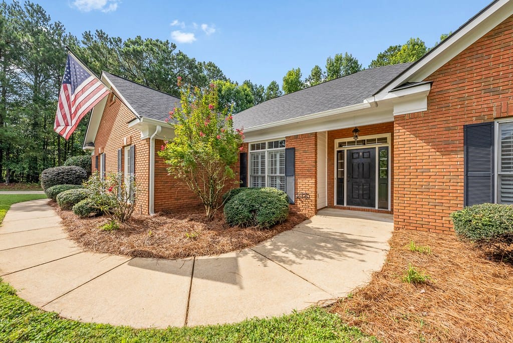 99 Lantern Ln, Ellerslie, GA 31807