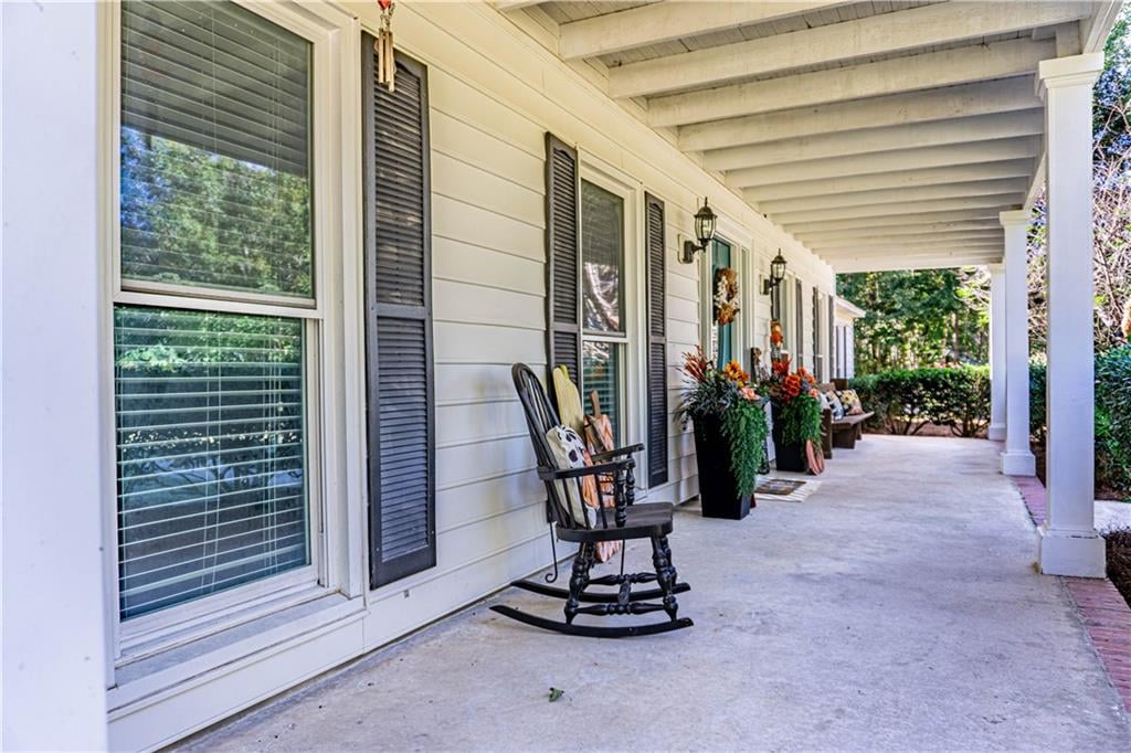 7922 Mullin Rd, Smiths Station, AL 36877