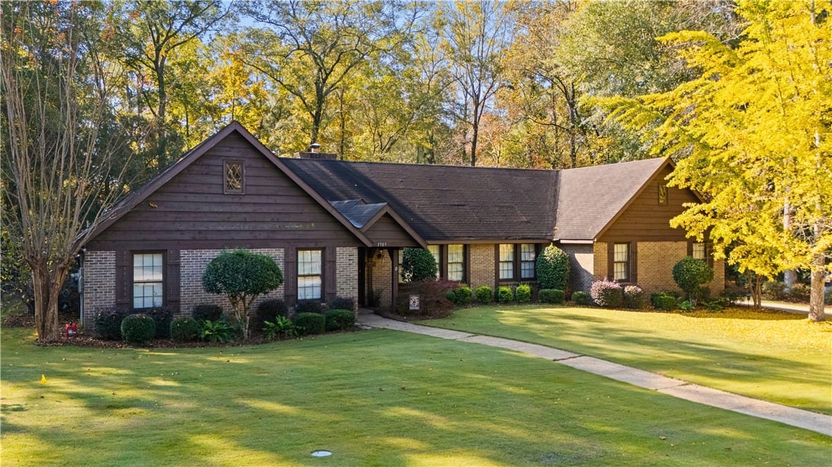 1705 Arrowhead Avenue, Opelika, AL, 36801