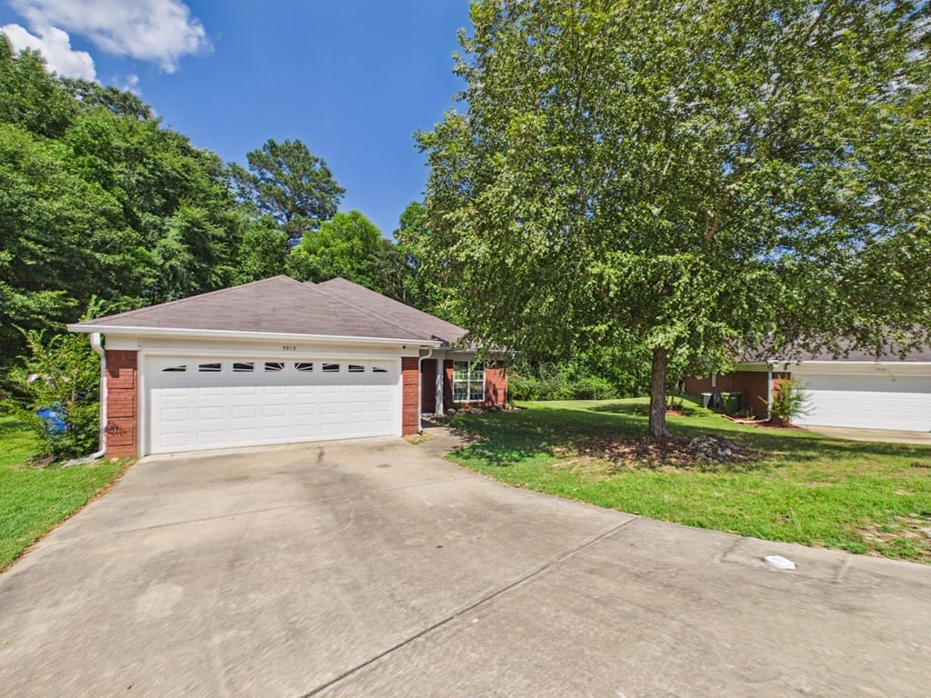 5513 River Rock Ct, Columbus, GA 31907