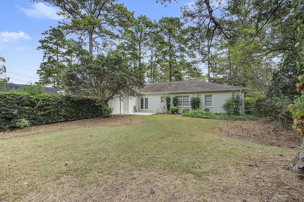 1231 Hilltop Dr, Albany, GA 31707