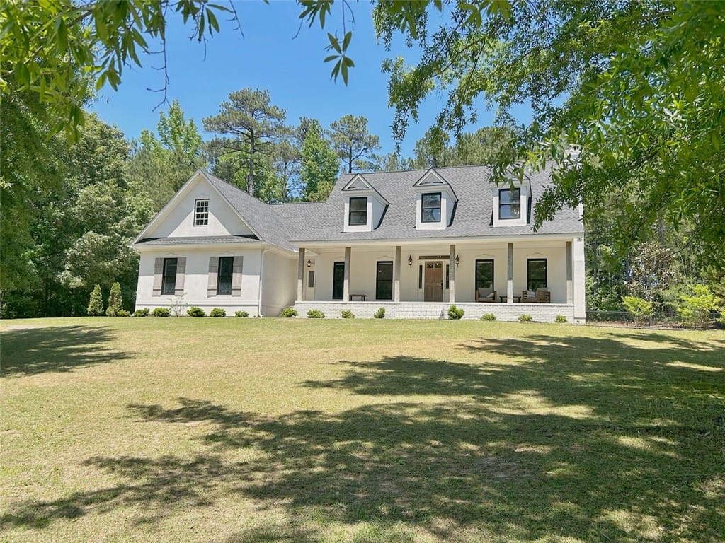 2004 Moores Mill Rd, Lanett, AL 36863