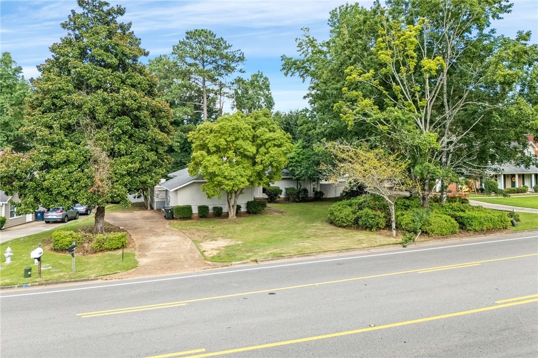 1144 East University Drive, Auburn, AL, 36830 — Photo 2