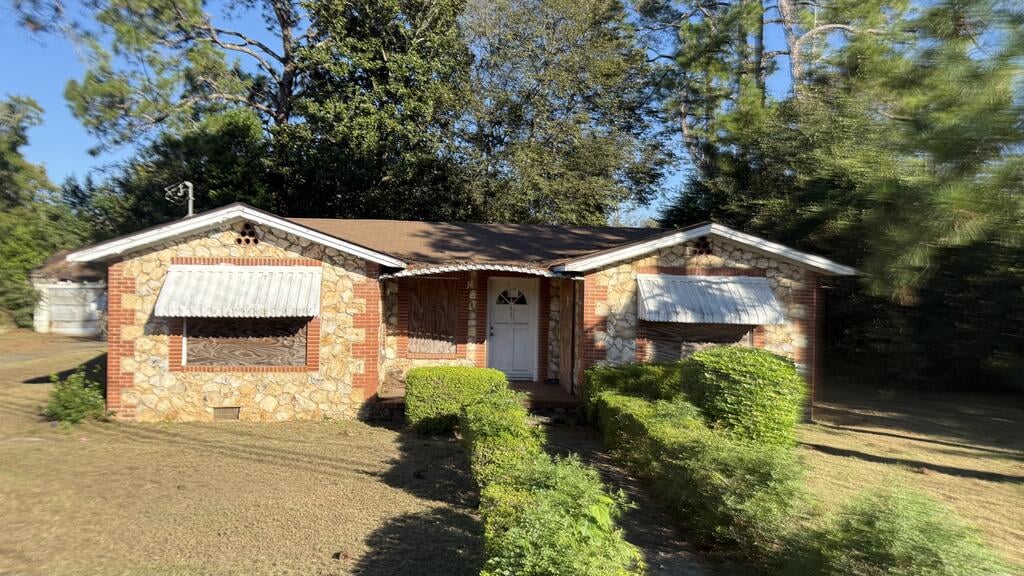 1416 Newton Rd, Albany, GA 31701