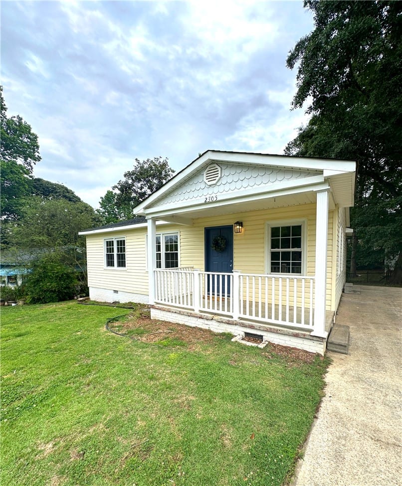2305 Stone St, Opelika, AL 36801