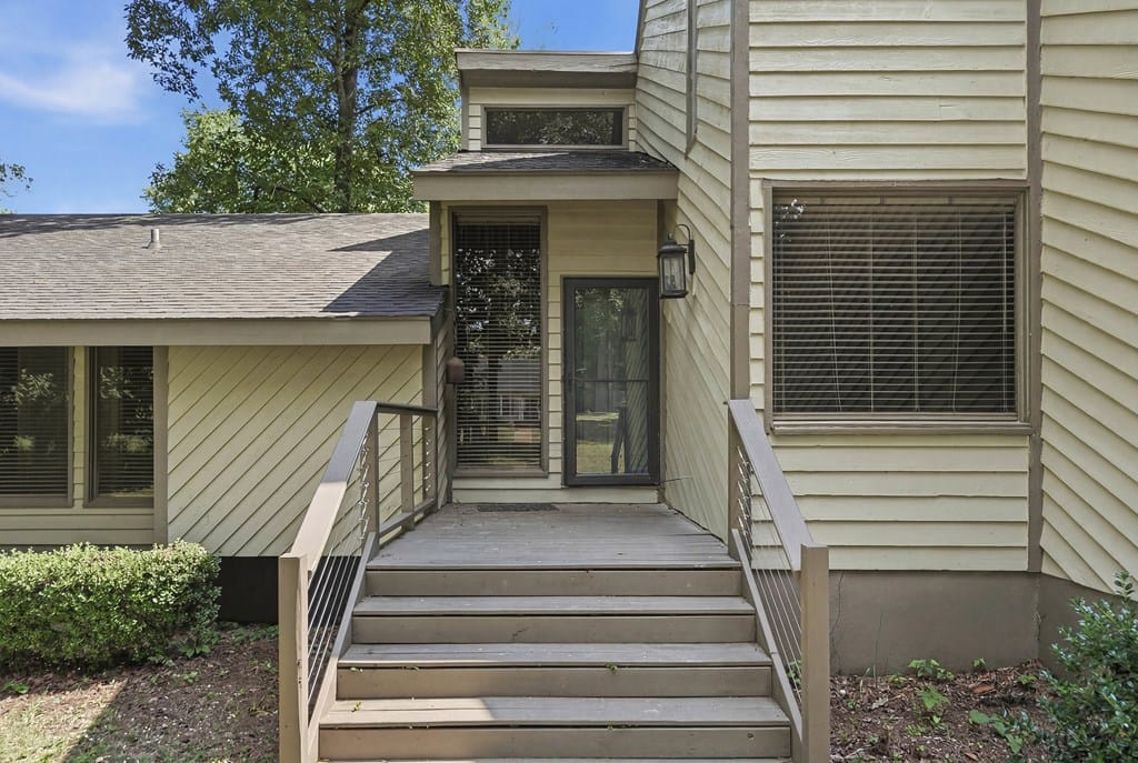 2206 Ashford Dr, Albany, GA 31721