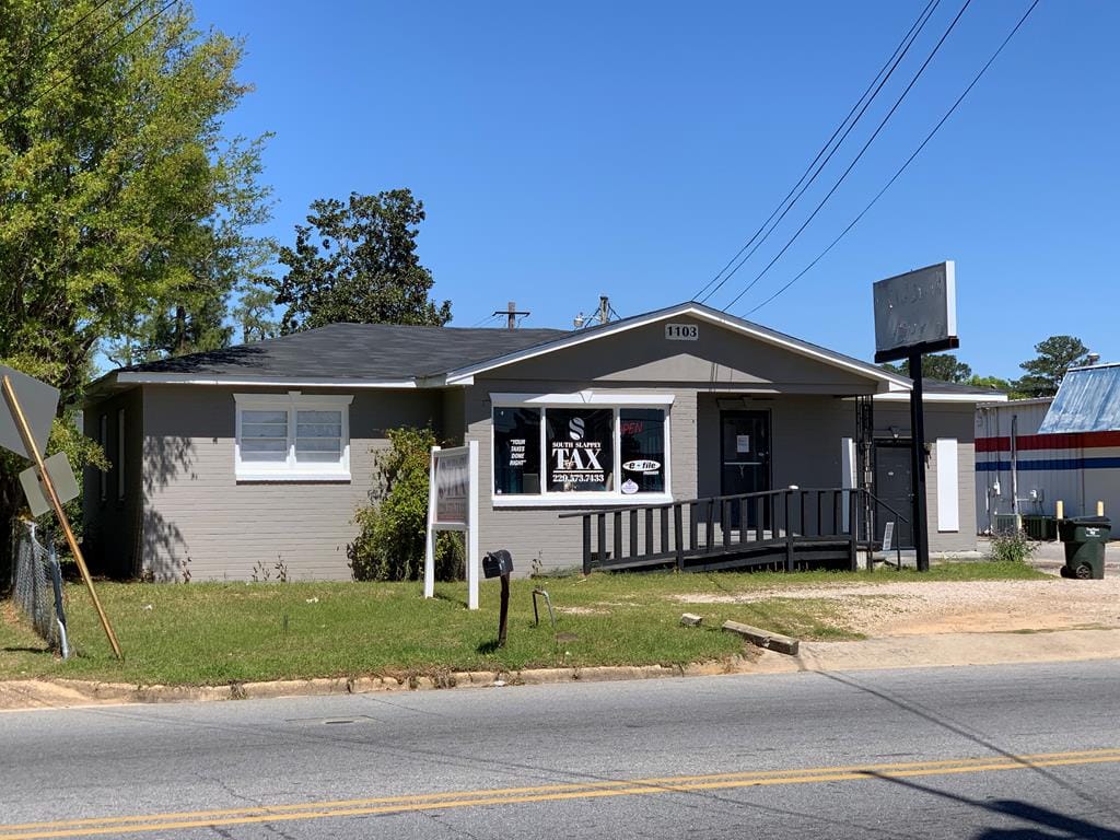 1103 W Gordon Ave, Albany, GA 31707