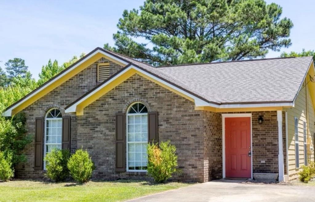 8428 Canaan Drive, Columbus, GA, 31904 — Photo 1