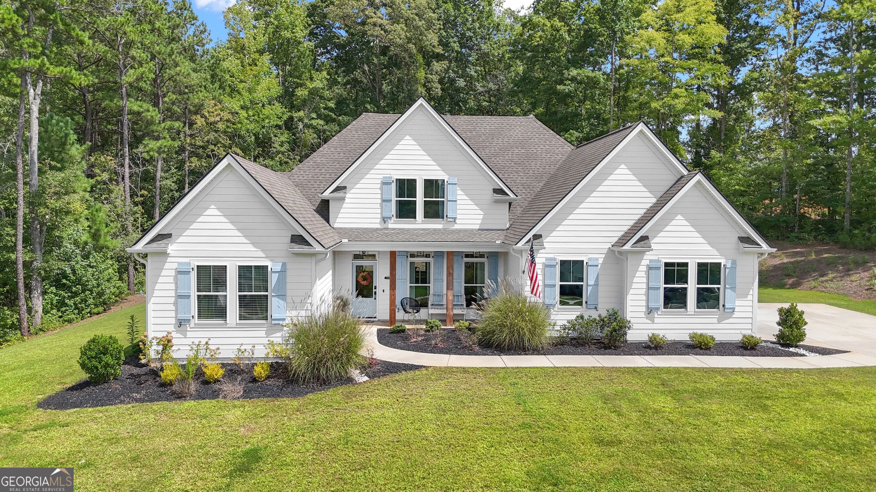 215 Grey Fairs Ave, Senoia, GA 30276