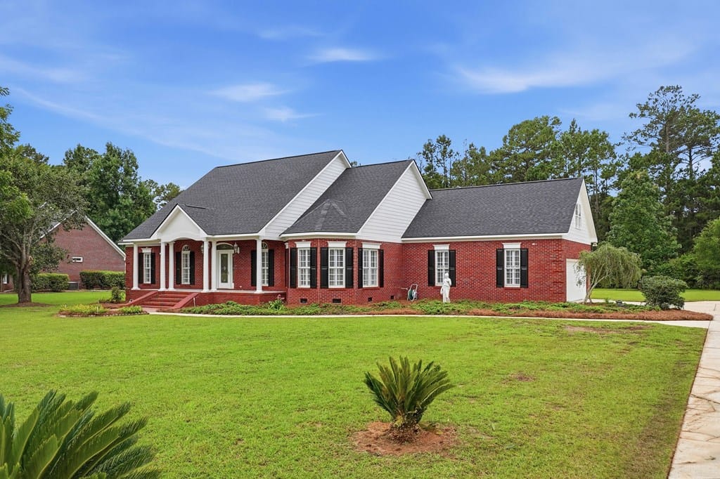 171 Larkspur Dr, Albany, GA 31721
