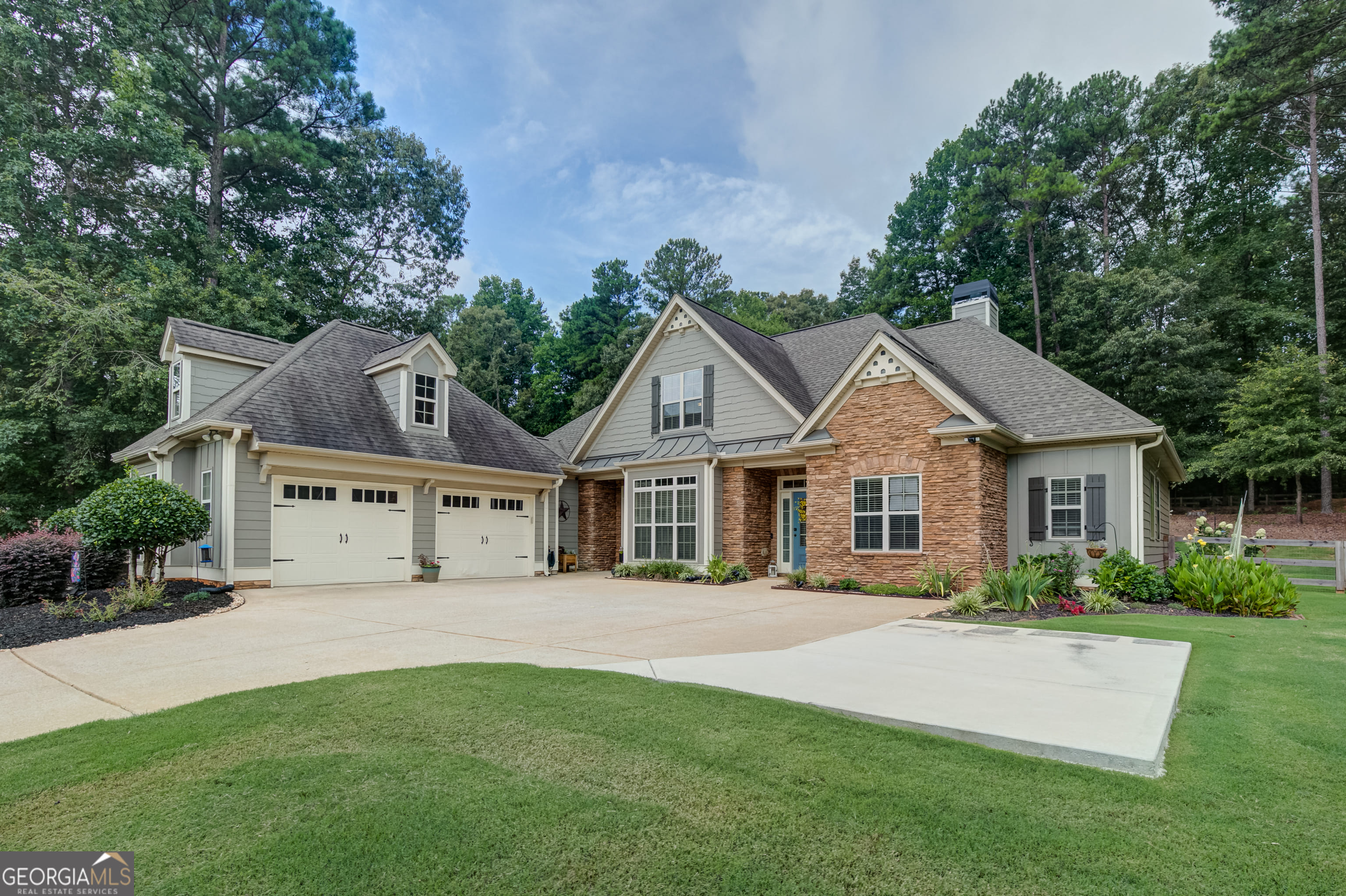 75 Drews Ridge Dr, Newnan, GA 30263