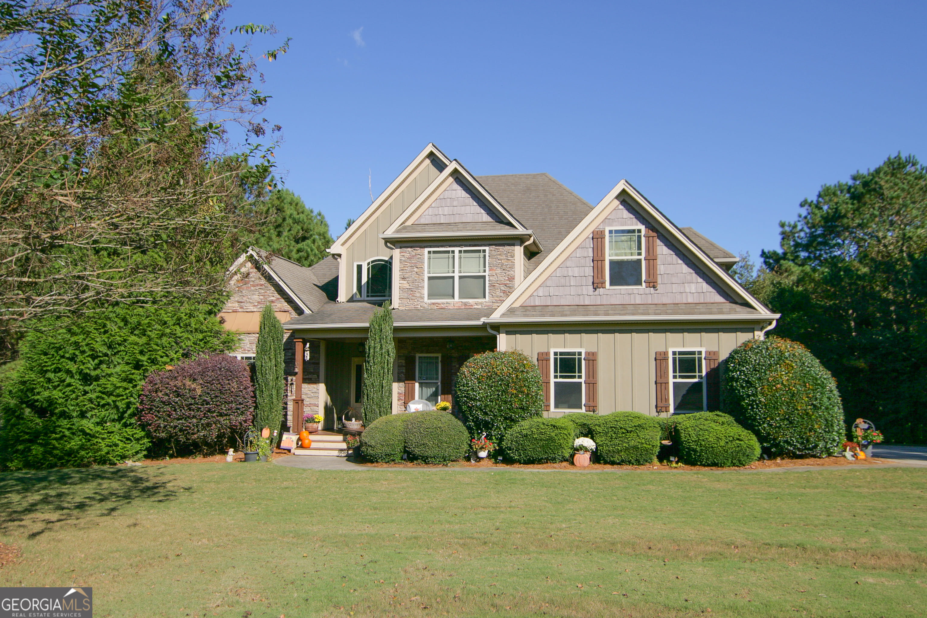 25 Magnolia Pl Dr, Senoia, GA 30276