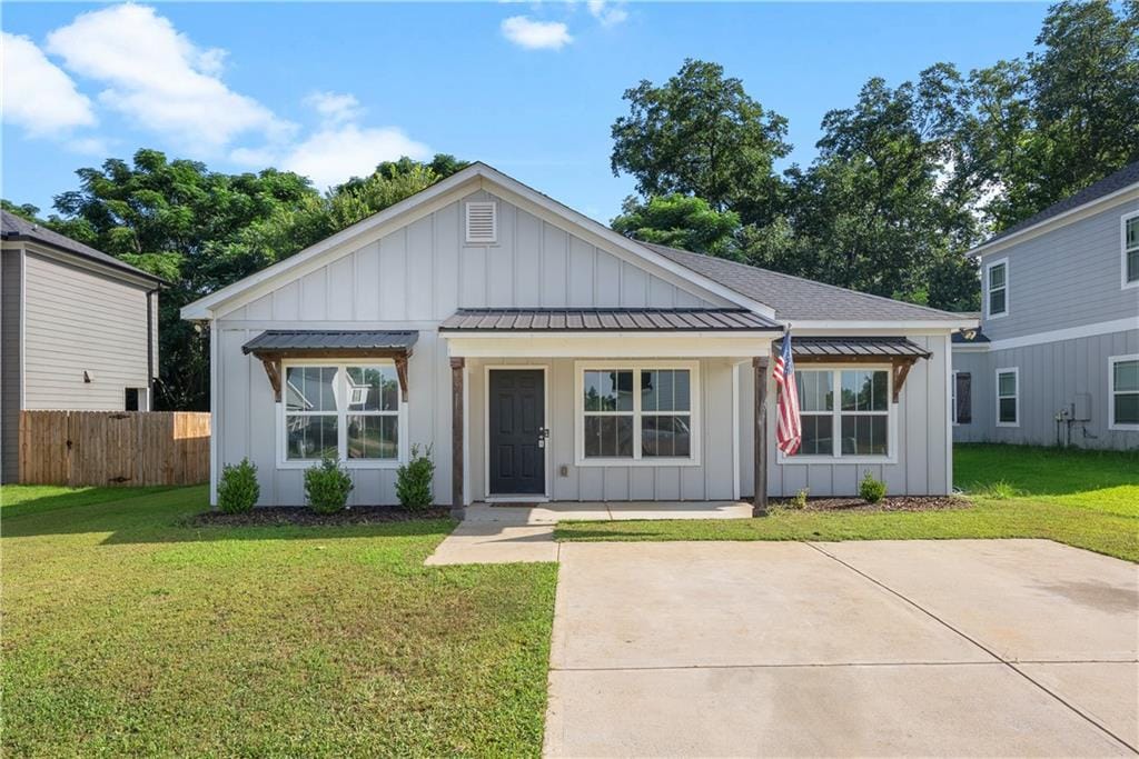 9 Gardner Wy, Phenix City, AL 36869