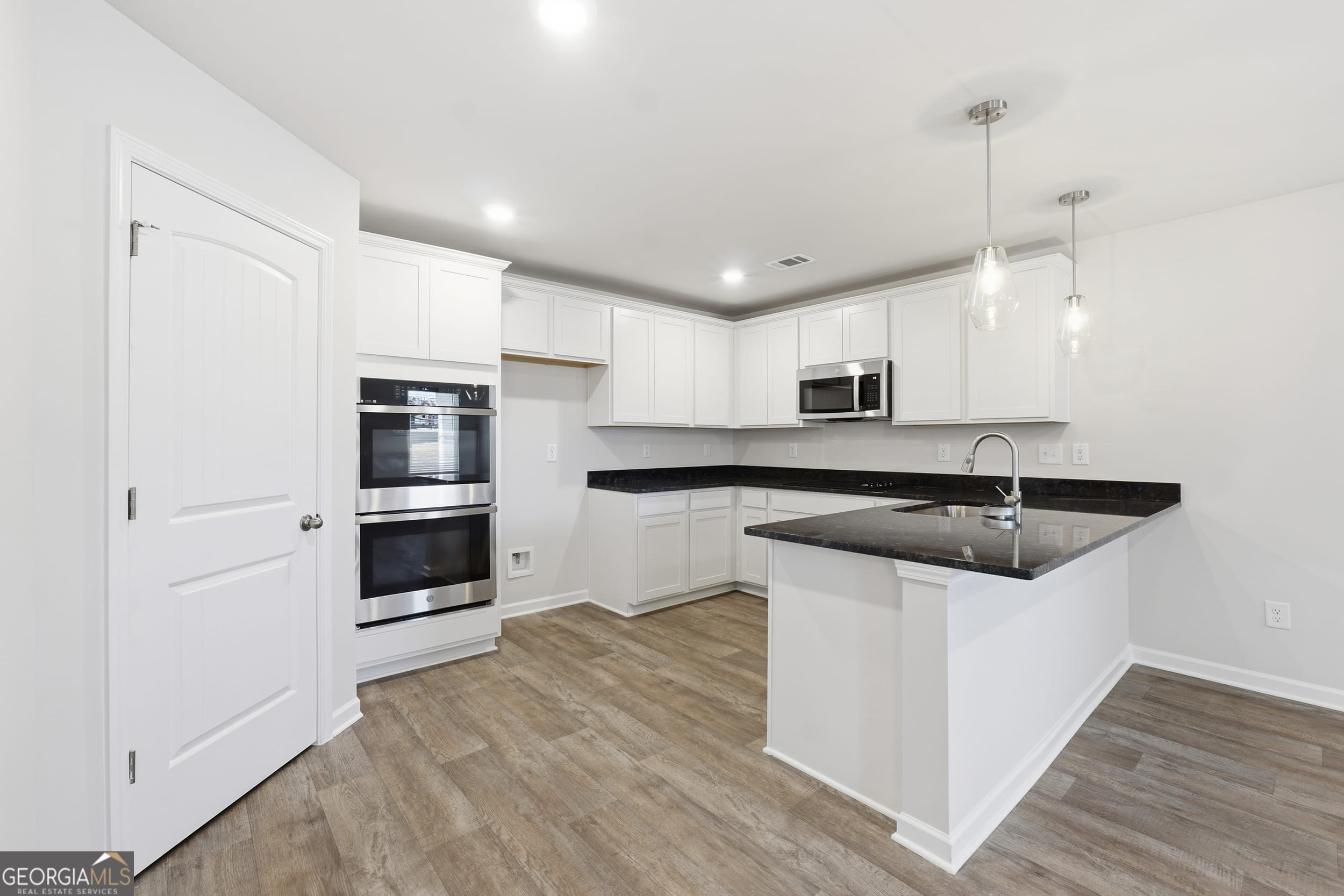 162 Percheron Rd, Hogansville, GA 30230
