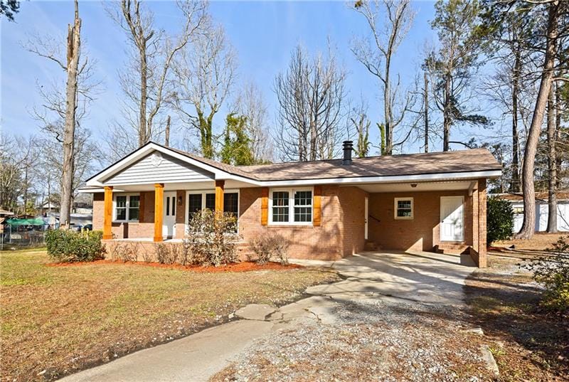 8515 lee Road 246, Smiths Station, AL, 36877