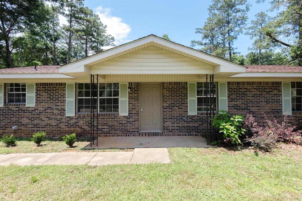 1166 Co Rd 189, Valley, AL 36854