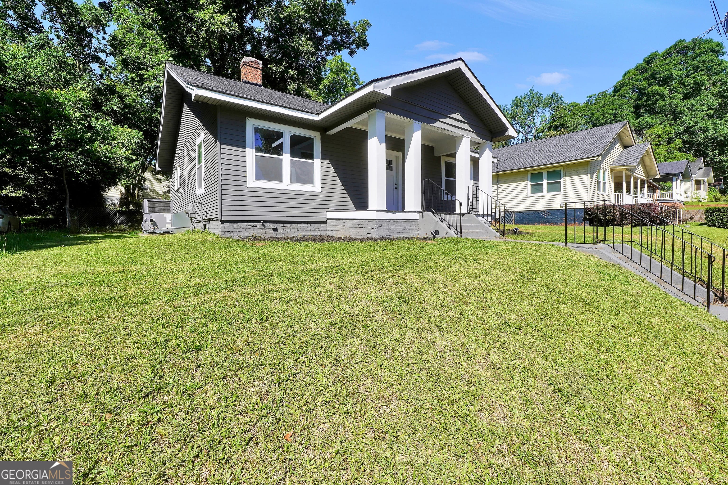 13 Ave D, Thomaston, GA 30286