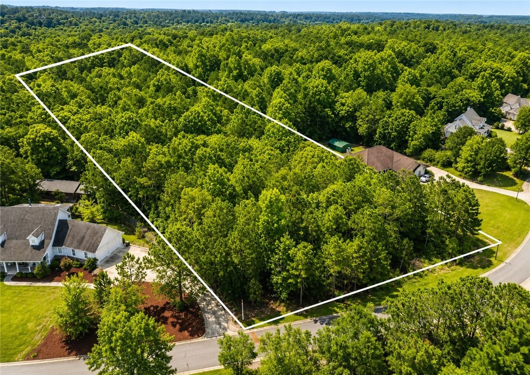 Tara Ln, Auburn, AL 36830, 3.28 acres within Auburn's city limits!