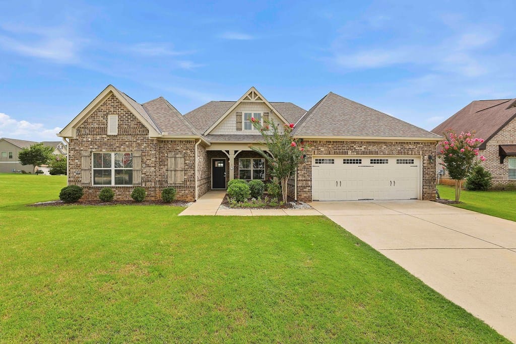 203 Lagoon St, LaGrange, GA 30241