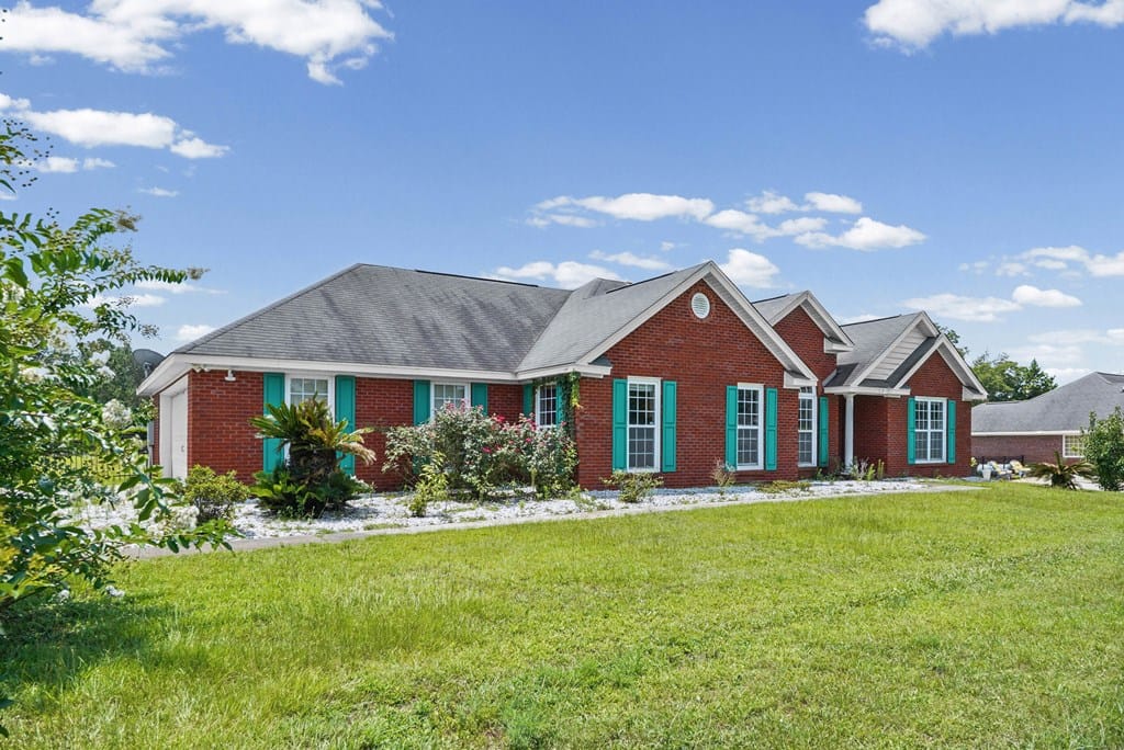 139 Hawkstead Dr, Leesburg, GA 31763
