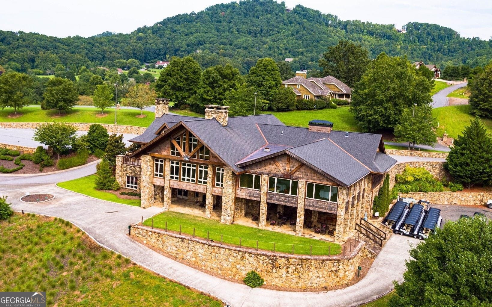 14 Mountain Harbour Dr, Hayesville, NC 28904