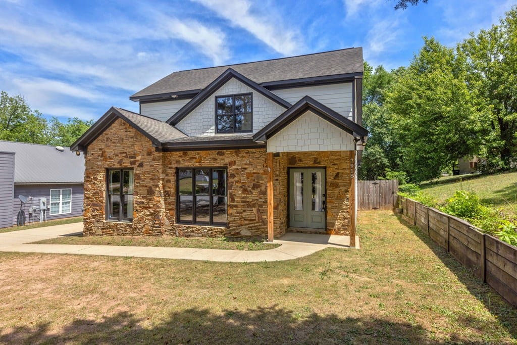 7918 Aurora Dr, Columbus, GA 31909