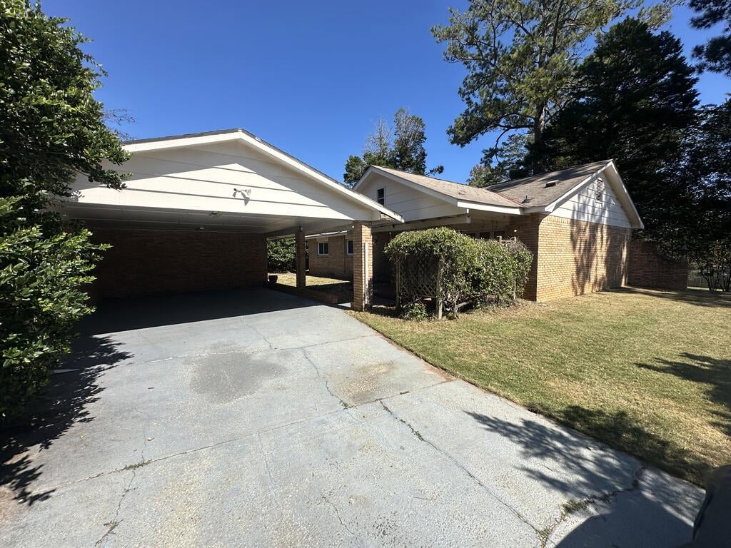 5027 Hearthstone Dr, Columbus, GA 31909