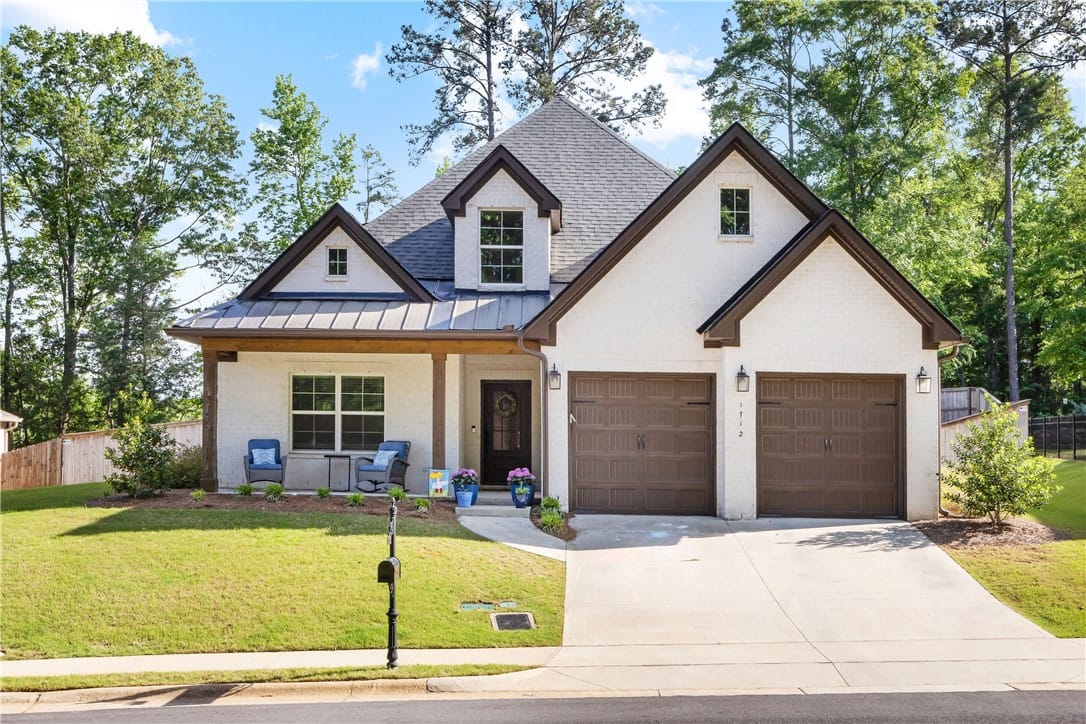 1712 Lois Ln, Auburn, AL, 36832
