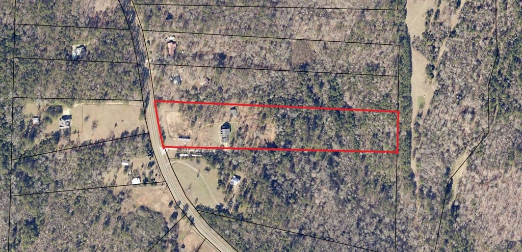 1309 Kings Gap Rd, Hamilton, GA 31811