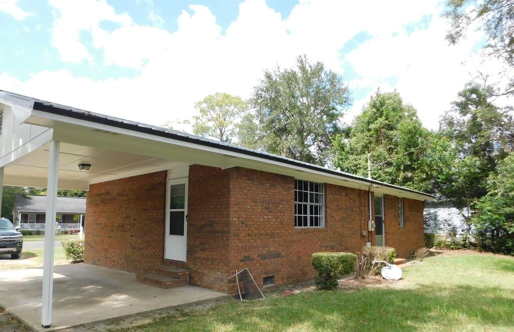 175 N Harney St, Camilla, GA 31730