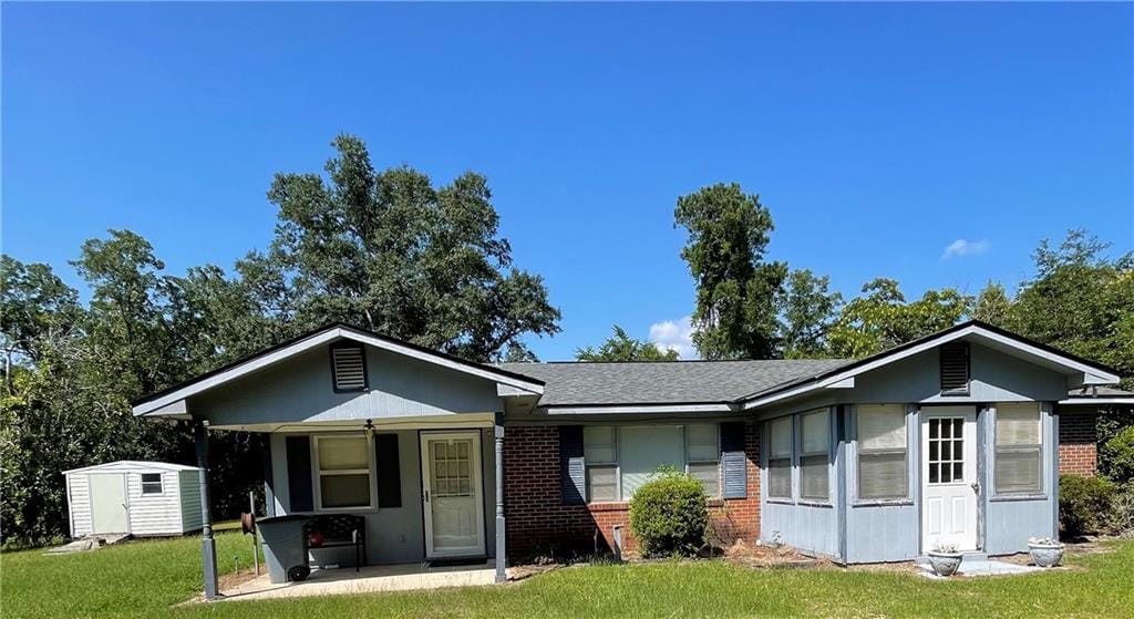 69 Lato Rd, Seale, AL 36875, USA — Photo 1