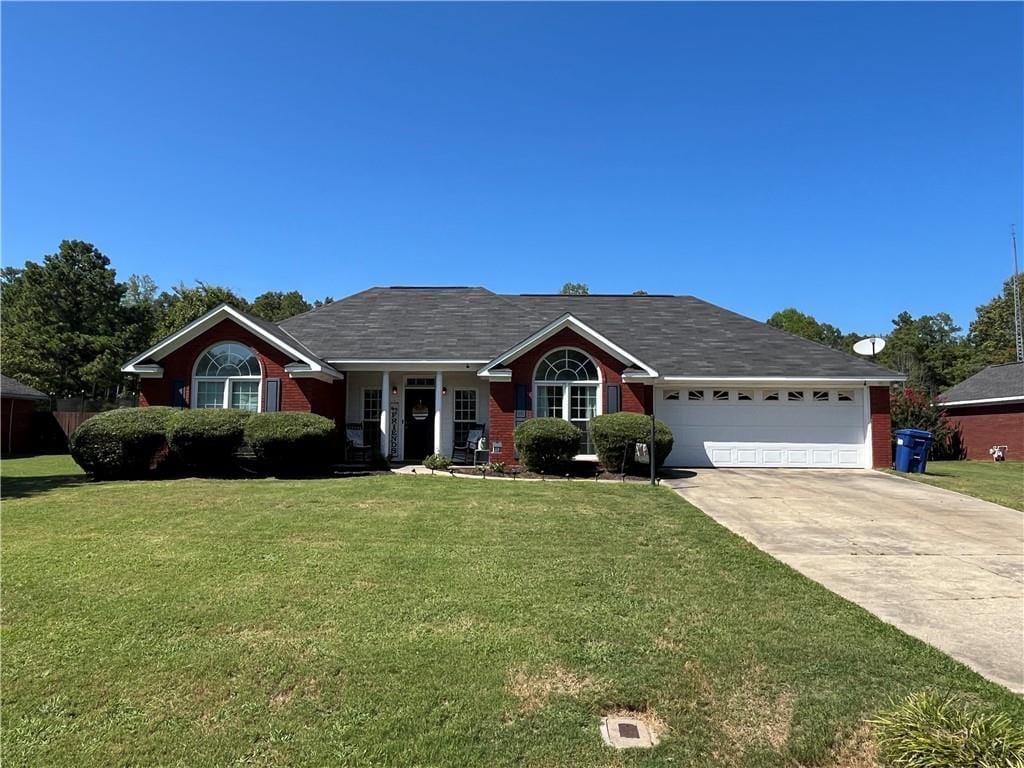 195 wynsong, Smiths Station, AL, 36877