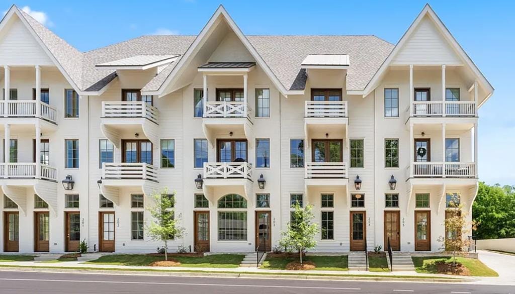 310 E Samford Ave #201, Auburn, AL 36830