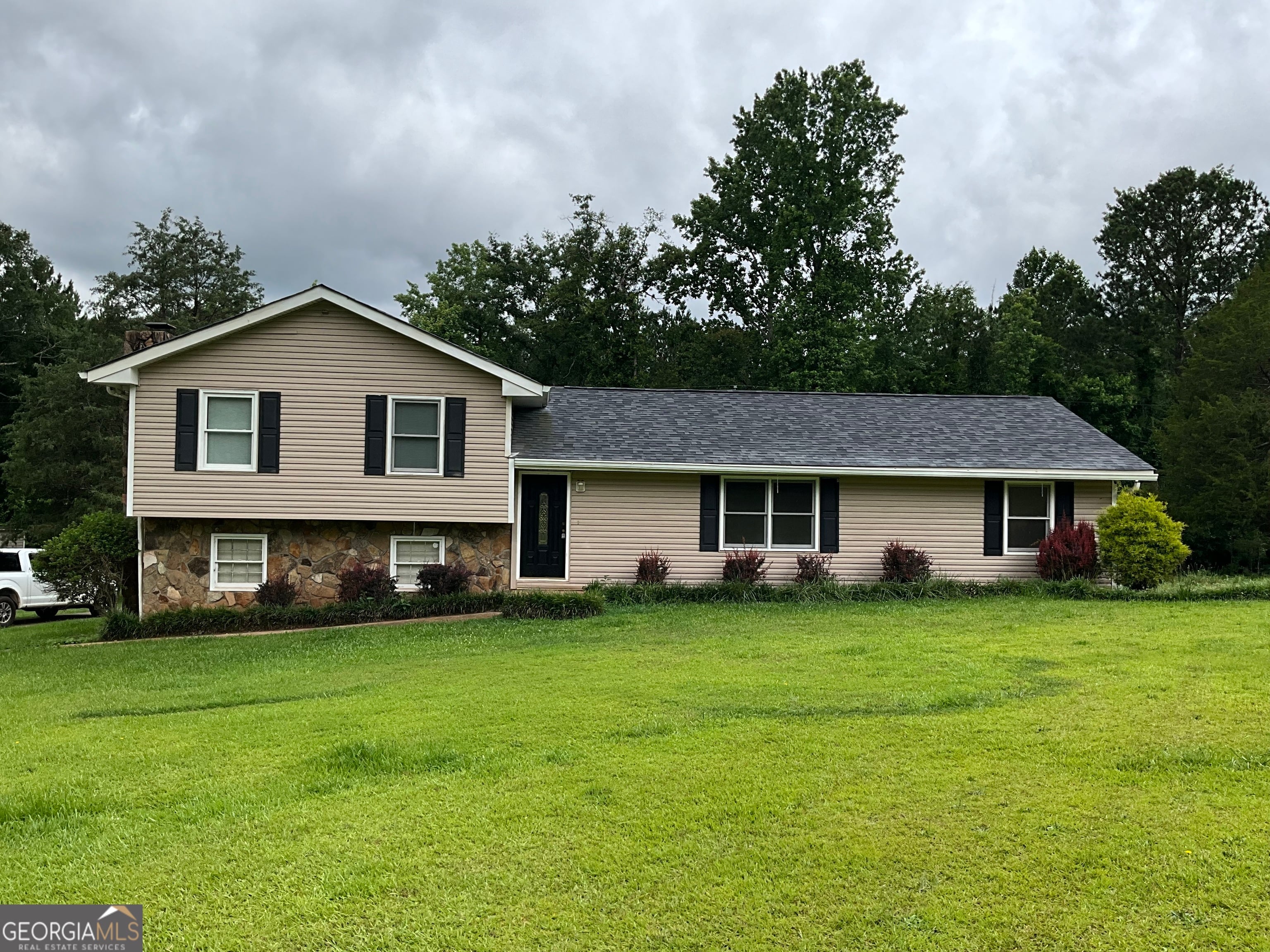 1776 Smokey Rd, LaGrange, GA 30241