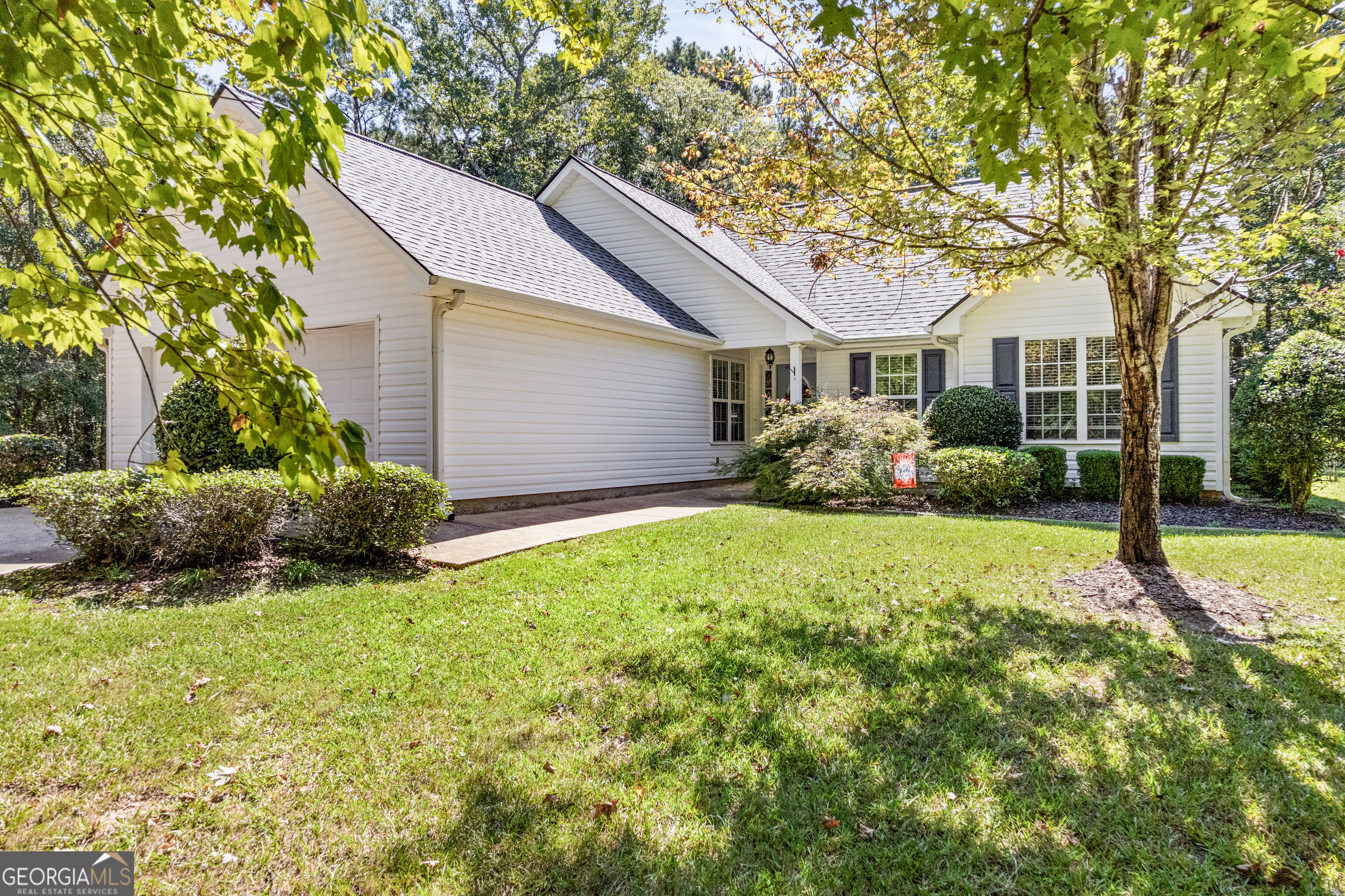 571 Earl North Rd, Newnan, GA 30263