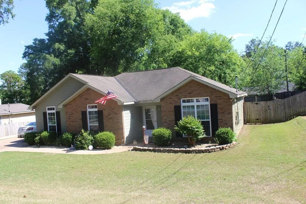 1020 53rd St, Columbus, GA 31904