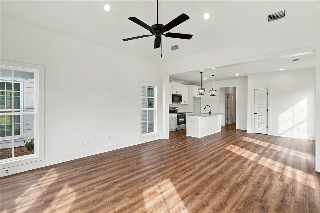 3206 Bradley Ln, Auburn, AL 36830