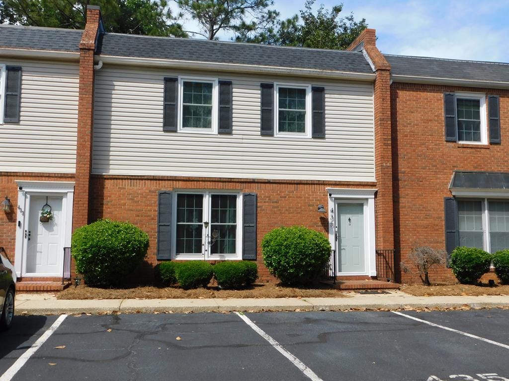 435 Kingswood Ct, Albany, GA 31707