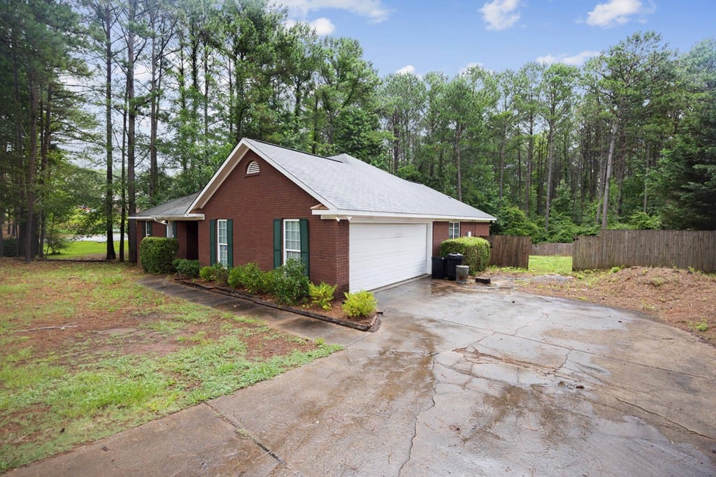 536 Mobley Rd, Hamilton, GA 31811