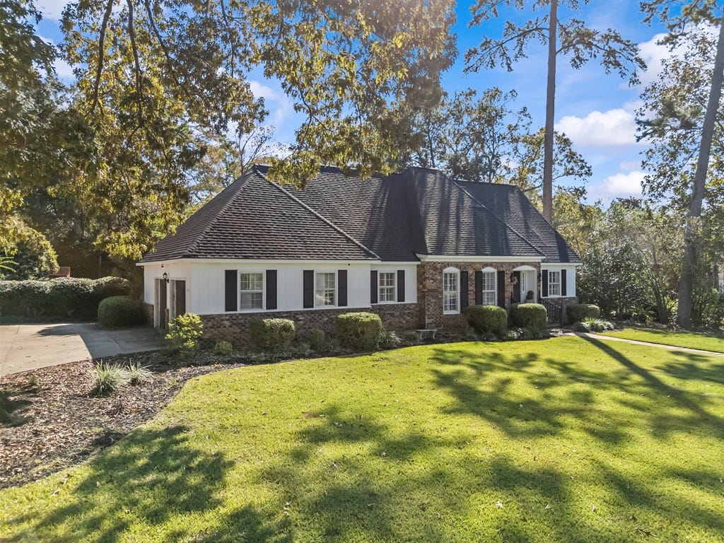 2514 E Doublegate Dr, Albany, GA 31721